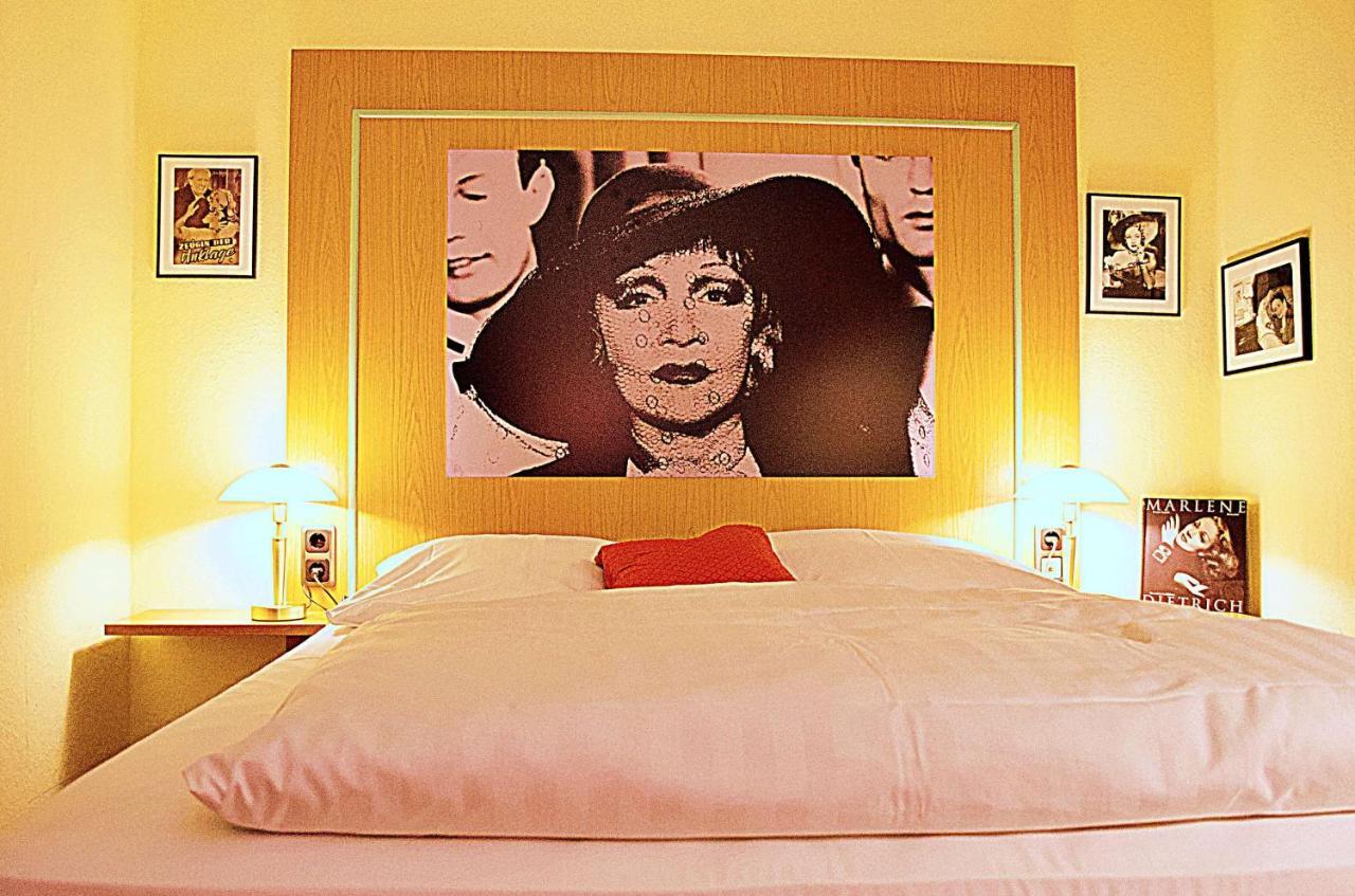 Retro - Art - Hotel