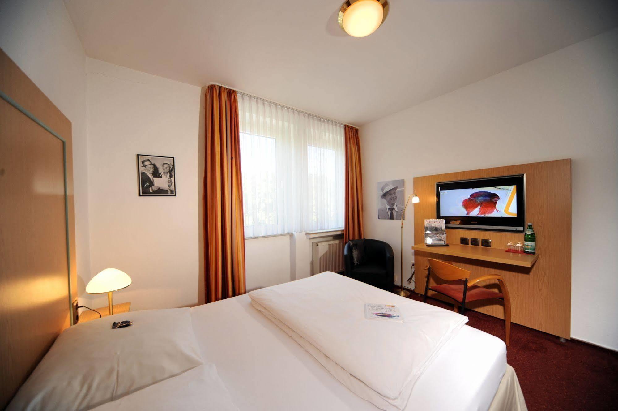 Retro - Art - Hotel